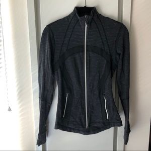 Luluemon Black Zip Up (size 4)